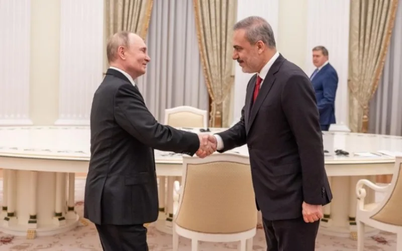 Putin Hakan Fidanla görüşdü - YENİLƏNİB