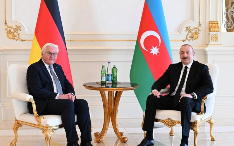Frank-Valter Ştaynmayer Azərbaycan Liderini təbrik etdi