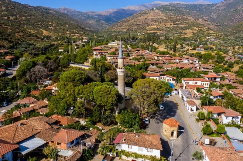 Türkiyənin “Ən yaxşı turizm kəndi” - Birgi