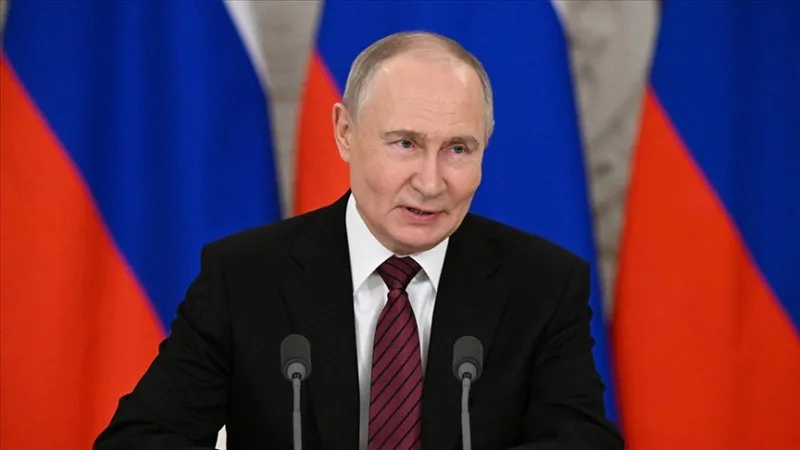 Putin: "Microsoft" və "Zoom" kimi xidmətlər sıradan çıxarılmalıdır