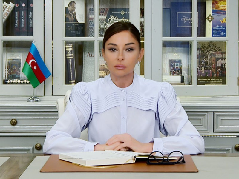 Mehriban Əliyevadan Müstəqillik Günü ilə bağlı paylaşım - FOTO