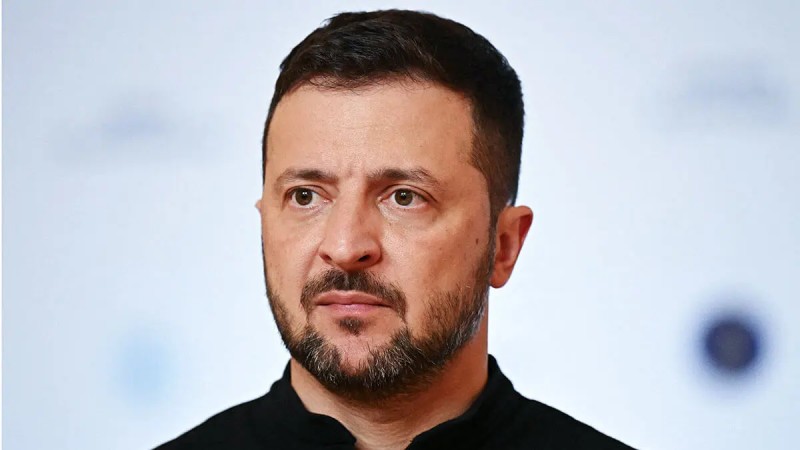 Zelenski: Biz Putinlə üçtərəfli görüşlərə hazırıq