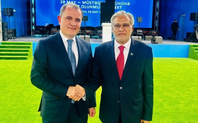 Ceyhun Bayramov pakistanlı həmkarı ilə görüşünə dair paylaşım etdi