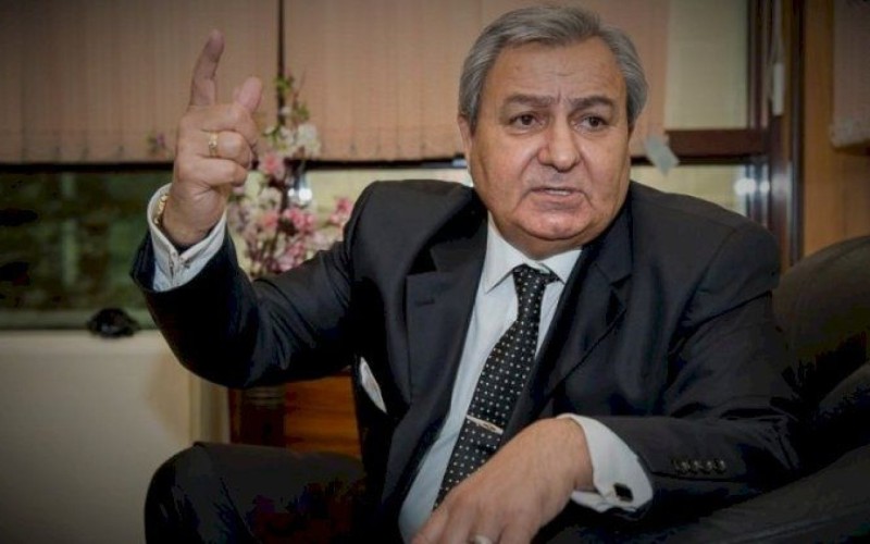 Əli Nur Fizuli Hüseynovu məhkəməyə verib