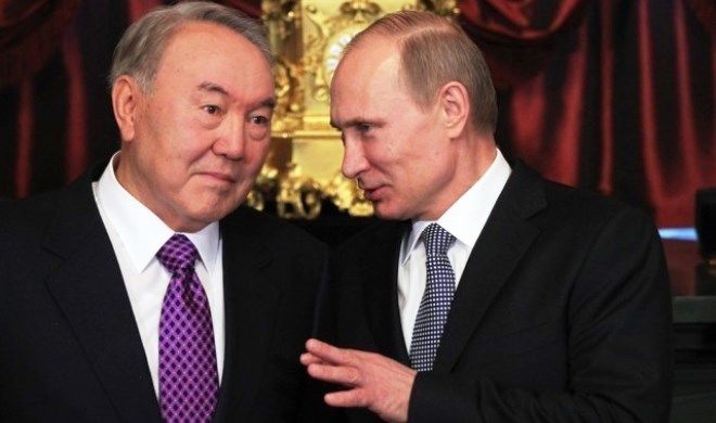 Putin Kremldə Nazarbayevlə görüşdü
