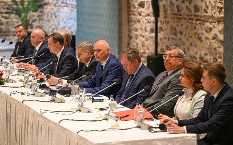 Kiyevlə danışıqlarda iştirak edəcək Rusiya nümayəndə heyətinin tərkibi