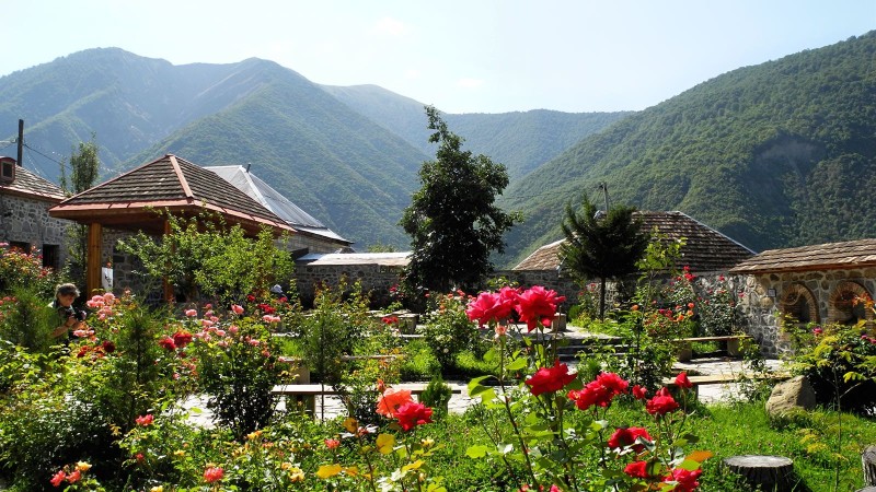 Yay gəlir, istirahət lazımdır: Kənd turizminə də maraq artıb