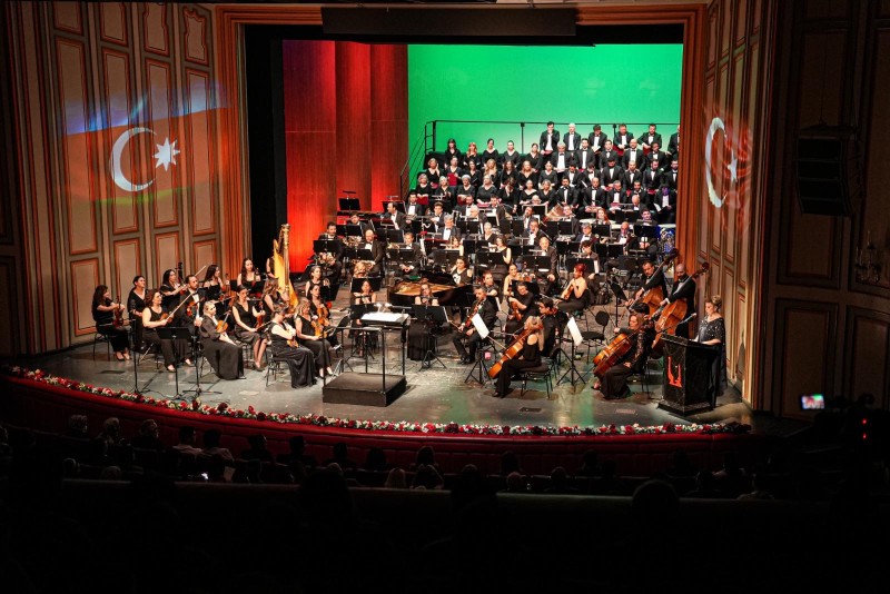 Ankarada Üzeyir Hacıbəylinin 140 illiyi münasibətilə konsert keçirilib