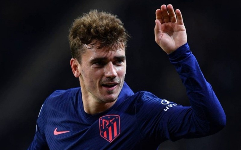 Atletiko Madrid Qrizmann ilə müqavilə yenilədi - RƏSMİ