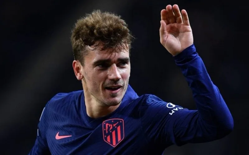 "Atletiko Madrid" Qrizmann ilə müqavilə yenilədi - RƏSMİ