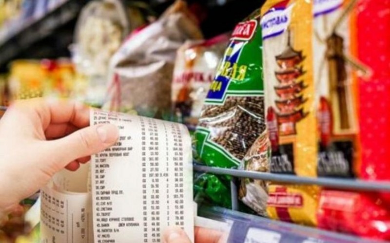 “Bazarstore”da qida məhsulu üzərində göstərilən qiymətdən baha satılıb
