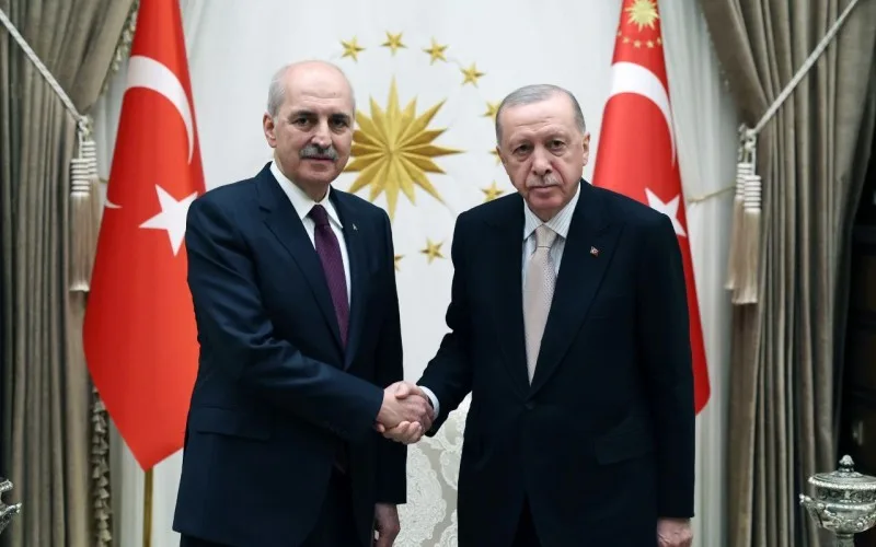 Ərdoğan yenidən sədr seçilən Kurtulmuşu qəbul etdi