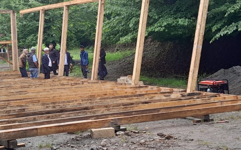 Daha bir qanunsuz tikinti söküldü - FOTO