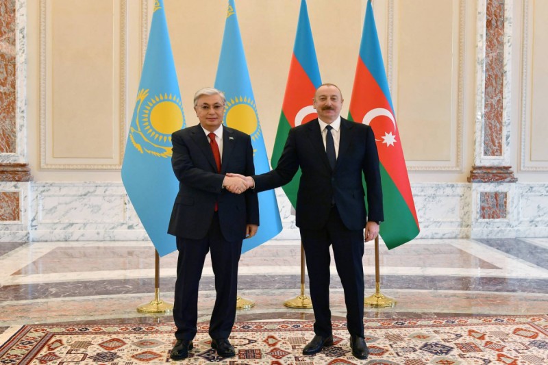 Azərbaycan və Qazaxıstan prezidentləri bir-birlərini təbrik edib