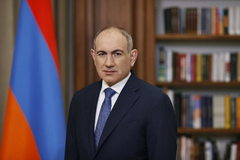 Paşinyan erməni kilsəsini növbəti dəfə sərt tənqid edib