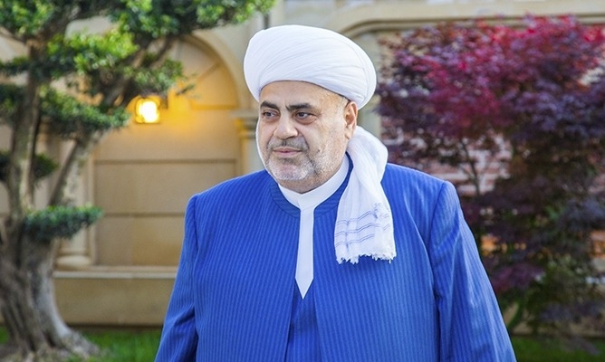 Şeyxdən bayram təbriki