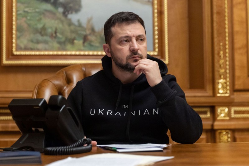 Ukrayna Rusiyaya liderlərin görüşünə qədər atəşkəs təklif edir