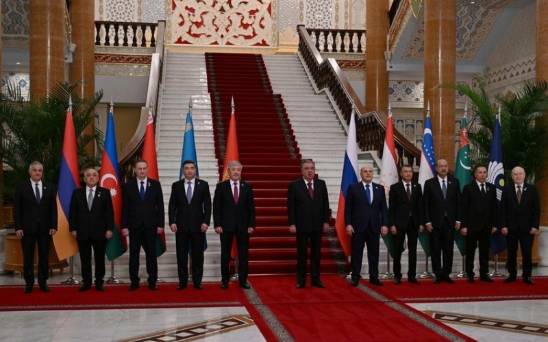 Əli Əsədov Tacikistan Prezidenti ilə görüşdə - FOTO