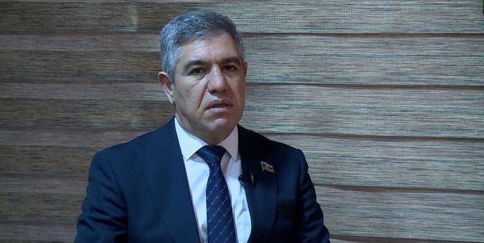 Saatlıq əməkhaqqı sisteminin tətbiqi vətəndaşlara nə vəd edəcək?