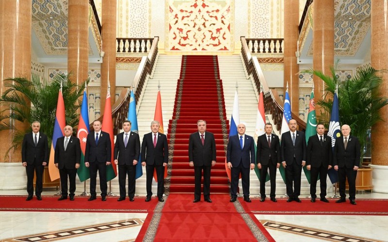 Tacikistan Prezidenti MDB ölkələrini iqtisadi əməkdaşlığı gücləndirməyə çağırdı
