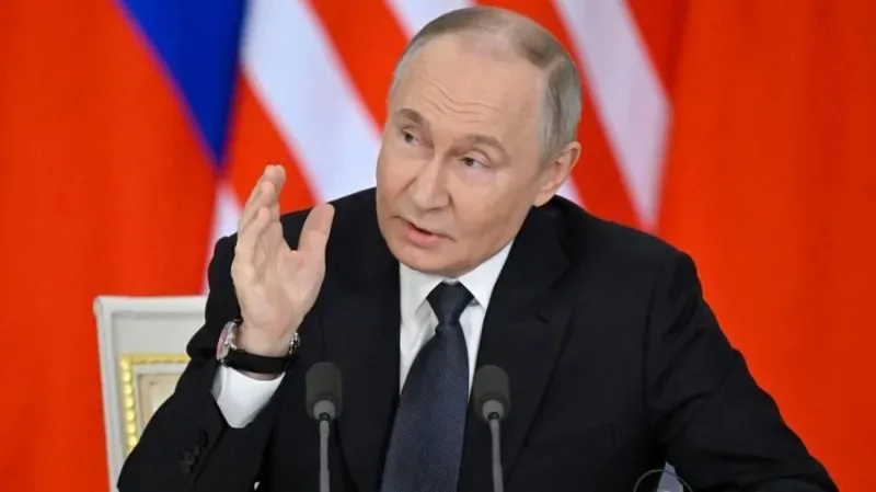 Putin bu təşkilatları tənqid etdi