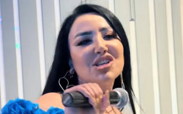 Kəmalə Günəşli mikrofonla toy sahibini təhqir edib - Ona bakal atdı