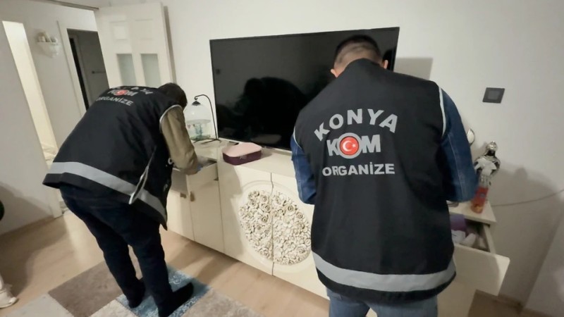 Cinayətkar qrupa qarşı əməliyyat: Saxlanılanlar var
