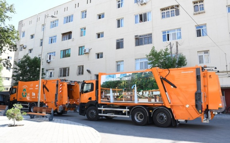 Xəzər rayonunda 400-dən çox zibil konteyner meydançası yaradılıb