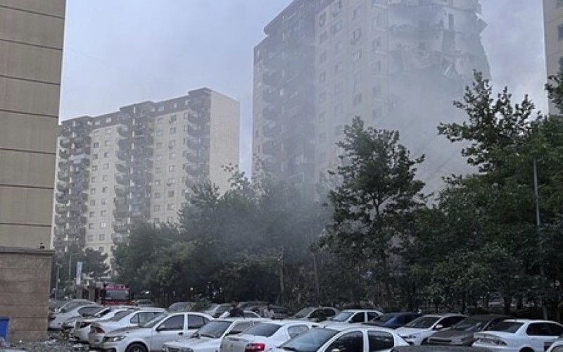 Rus diplomatlar Tehranı tərk edə bilmir