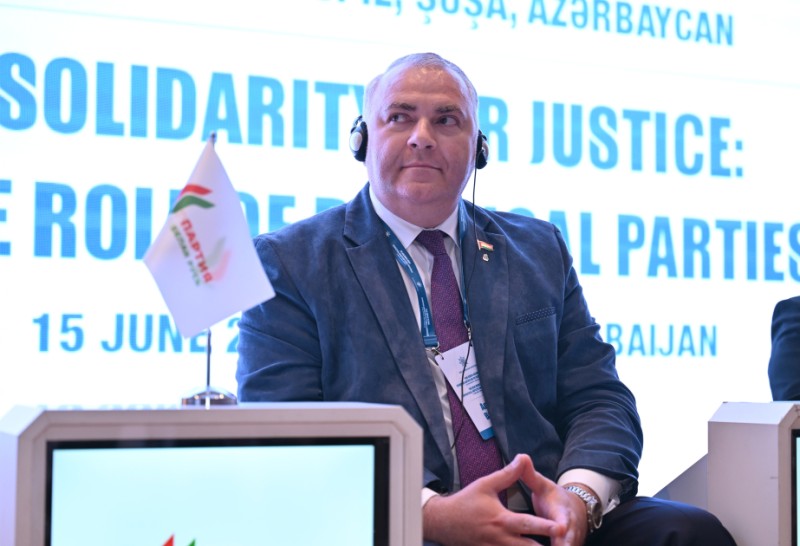 Andrey Buqrov: Dünyanın hərtərəfli etimada ehtiyacı var