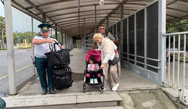 Rusiya, Belarus, İspaniya vətəndaşları İrandan Azərbaycana təxliyə olunub - YENİLƏNİB