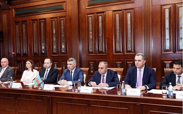 İnam Kərimov Gürcüstan nümayəndə heyəti ilə görüşdü