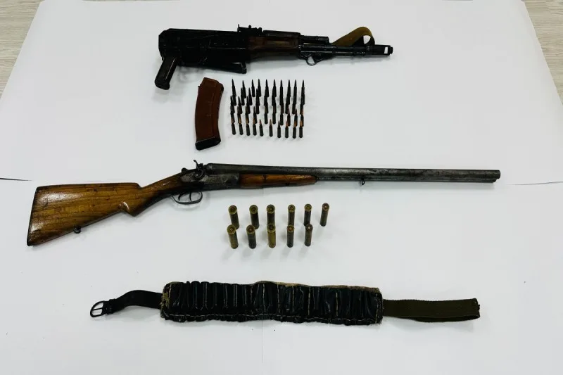 "Kalaşnikov" saxlayan kişi həbs edildi