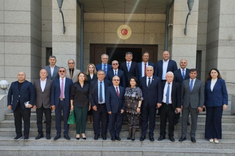 Mətbuat Şurasının İdarə Heyətinin üzvləri Türkiyə səfirliyində