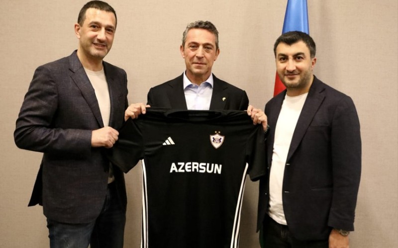 “Qarabağ” rəsmiləri Ali Koçla görüşdü - FOTO