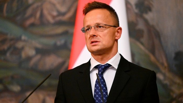 Macarıstan səfirliyini İrandan Azərbaycana köçürüb