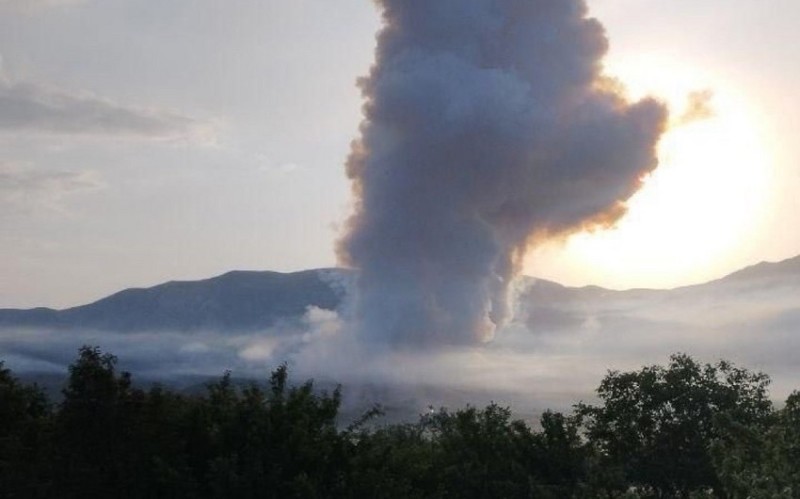 İranda reaktor yaxınlığındakı ərazi İsrailin hücumuna məruz qalıb