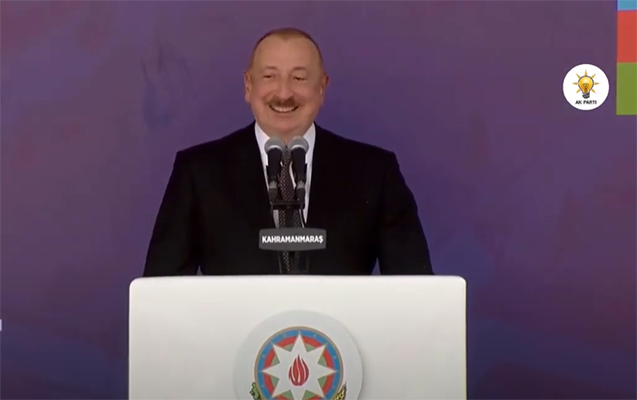 Prezidentin çıxışı zamanı “Qarabağın fatehi” səsləri ucaldı - VİDEO