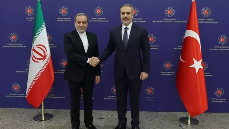 Hakan Fidan Əraqçi ilə görüşdü