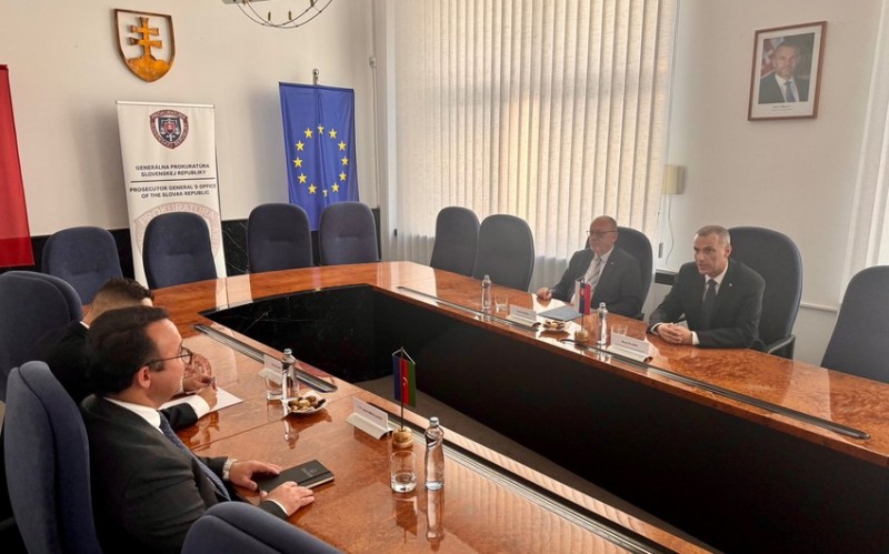Bakı və Bratislava prokurorluq orqanları arasında əməkdaşlıq perspektivlərini müzakirə ediblər
