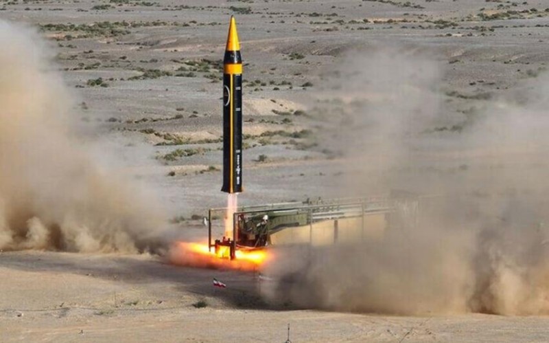 İranın hərbi qərargahları, raket anbarları və radar sistemləri məhv edildi