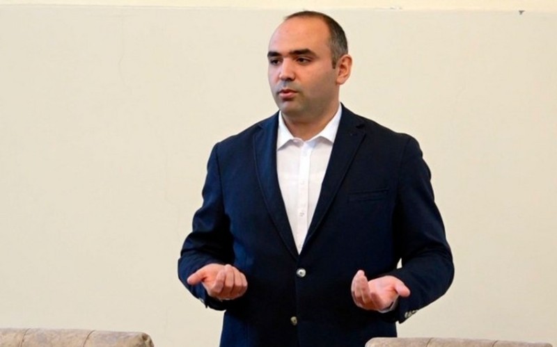 Azərbaycanda heyvanların sağlamlığını izləyən “ağıllı tasma” yaradılıb