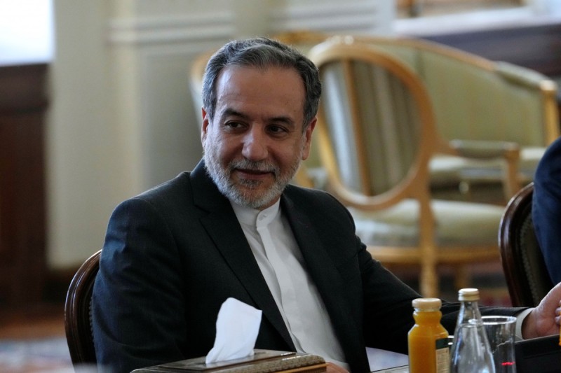 Əraqçi: Rusiyada çox ciddi məsləhətləşmələr keçirəcəyik