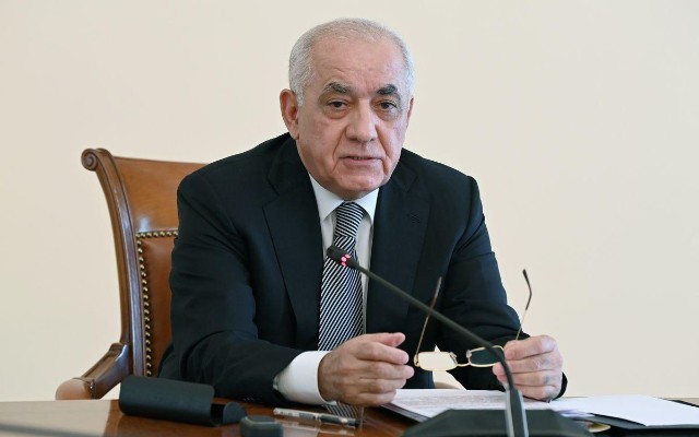Əli Əsədov hökumət üzvlərinə tapşırıqlar verdi