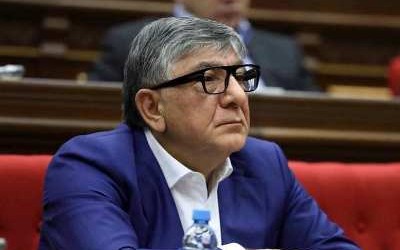 Brilyant oğrusu olan erməni deputatın Rusiyaya girişi qadağan edildi