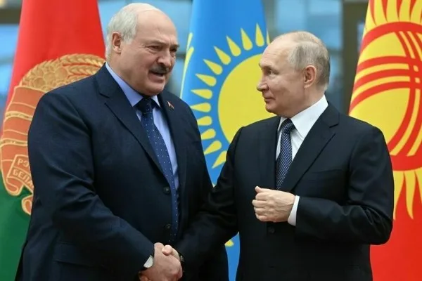 Putinlə Lukaşenkonun telefon danışığı oldu