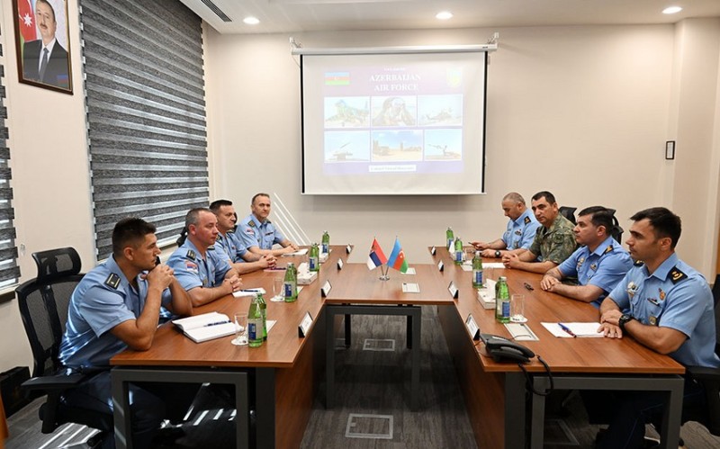 Azərbaycan və Serbiya HHQ arasında görüş keçirilib