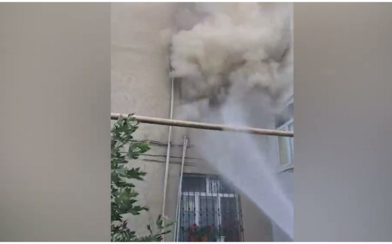 Bakıda yanğın - 22 nəfər təxliyə edildi