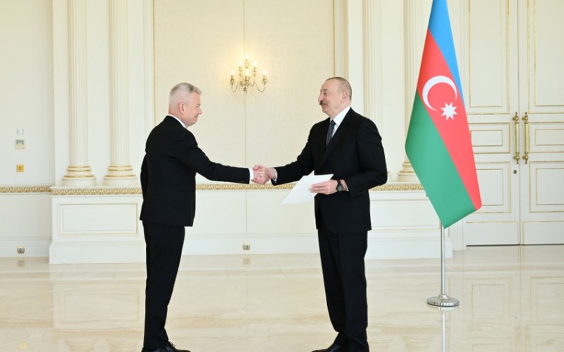 Prezident Polşa səfirinin etimadnaməsini qəbul edib - FOTO