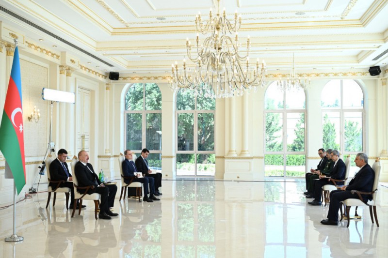 Prezident: Bəzi dairələr Azərbaycan-İran münasibətlərini pozmaq üçün şayiələr yayır